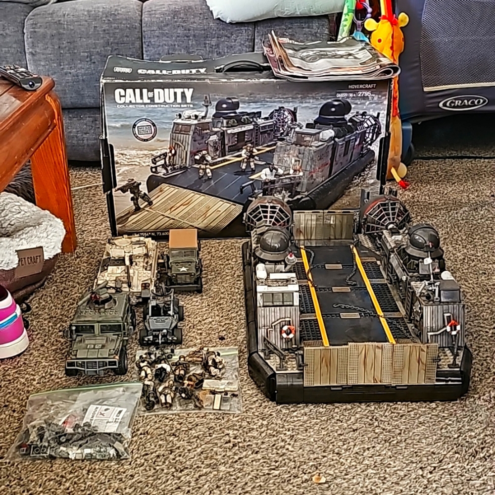 SALE Call Of Duty Mega Bloks Collector Series Bundle